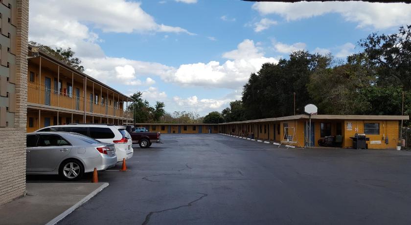 Budget Motel