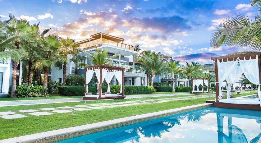 Sublime Samana Hotel & Residences