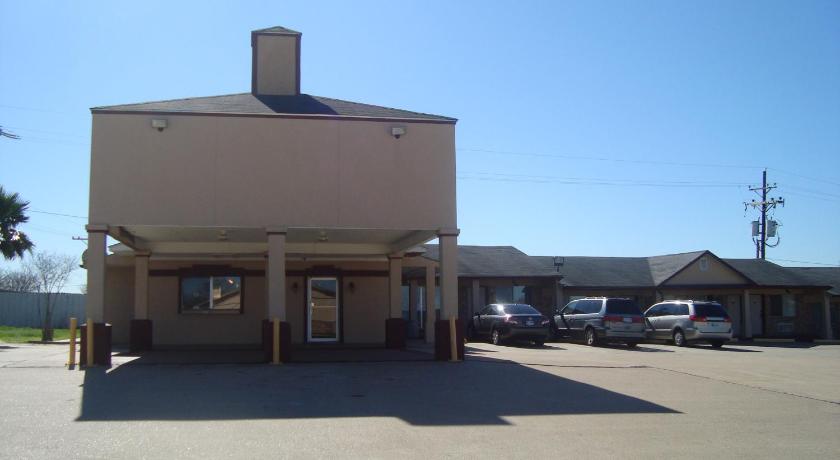 Navasota Inn