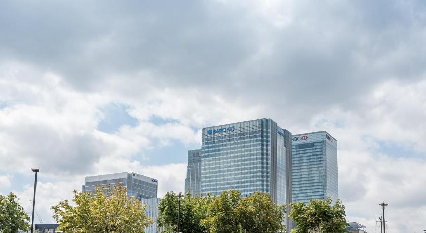 Rainbow Studios Canary Wharf