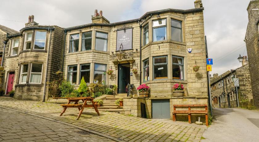 The Cross Inn