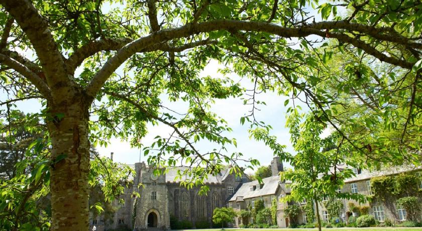 Dartington Hall