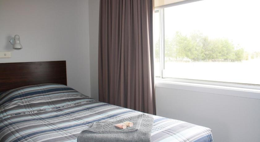 Isis Motel Scone