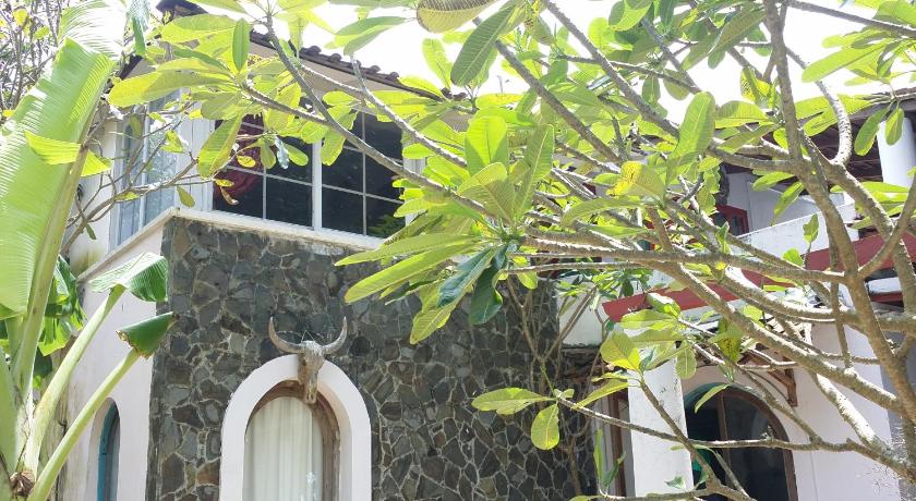 Villa Isabella Putri B&B