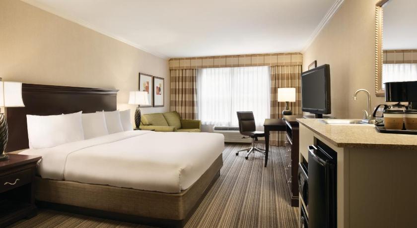 Country Inn & Suites By Radisson, Atlanta Airport North, GA