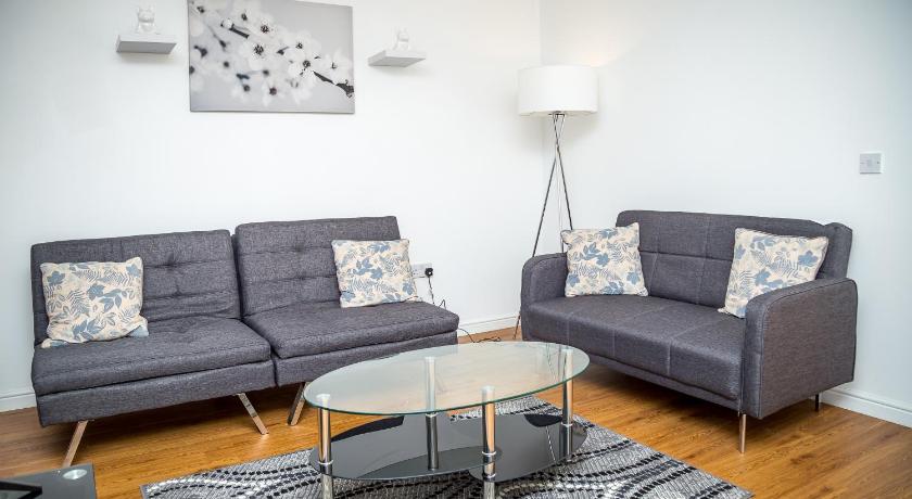 Luxuriant Apartments