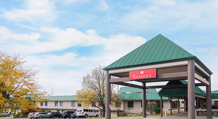 Ramada Hotel & Conference Center by Wyndham Plymouth