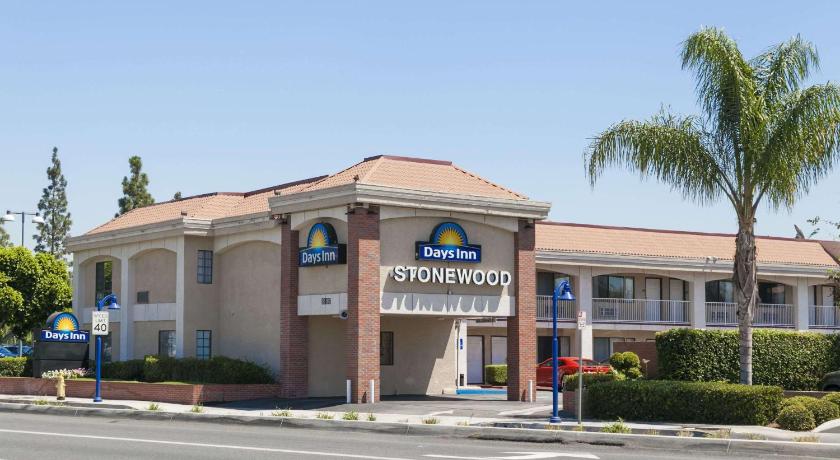 Days Inn by Wyndham Downey