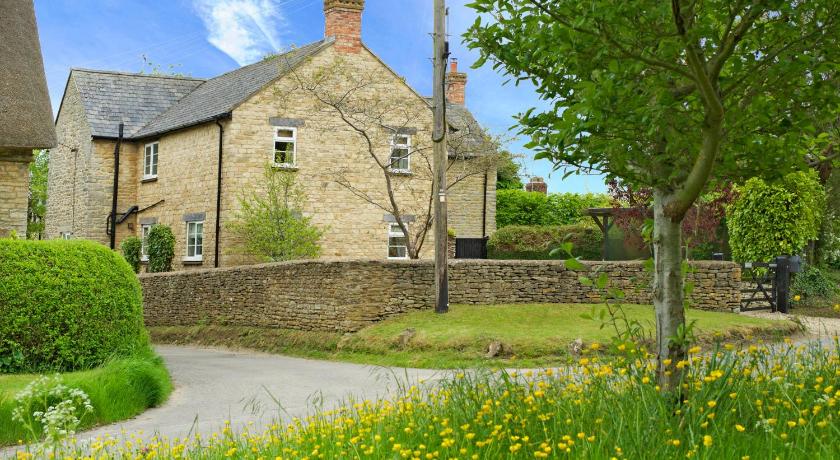 Brook Farm Cottage