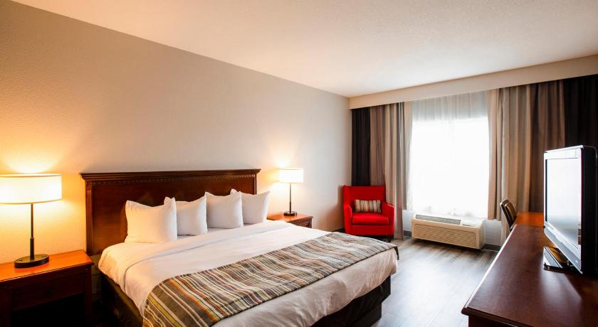 Country Inn & Suites by Radisson, Wilson, NC
