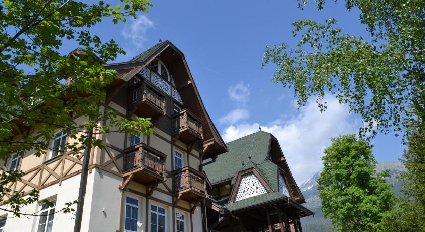 Greenwood hotel