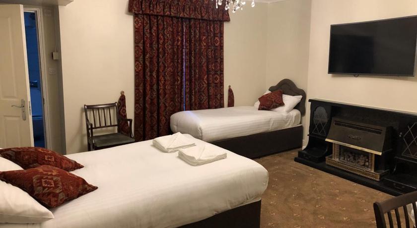 Albany Hotel