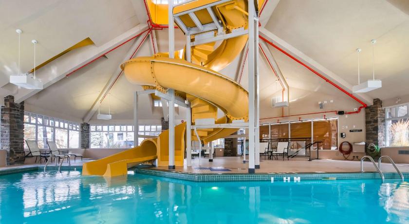 Pocaterra Inn & Waterslide