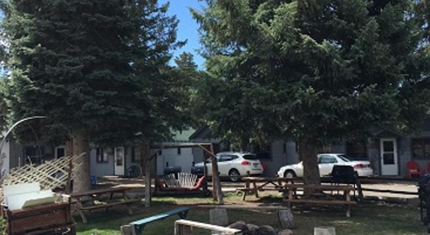 Columbine Cabins