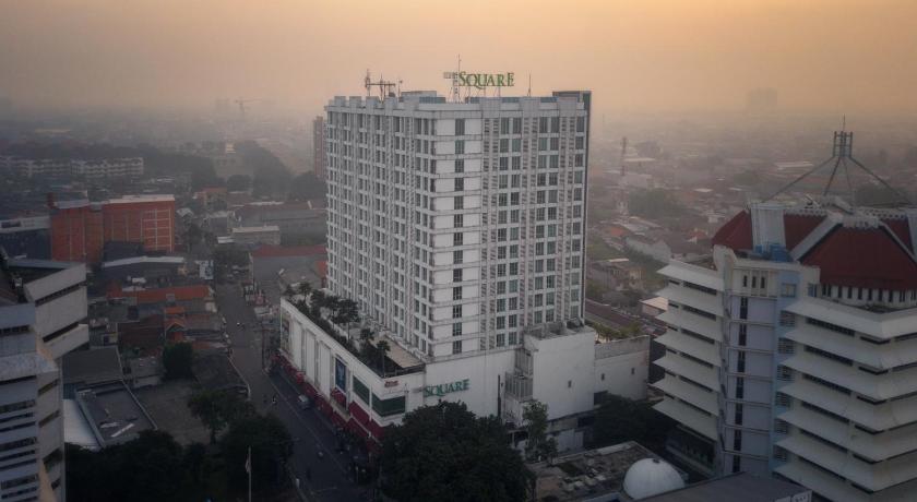 The Square Surabaya Hotel