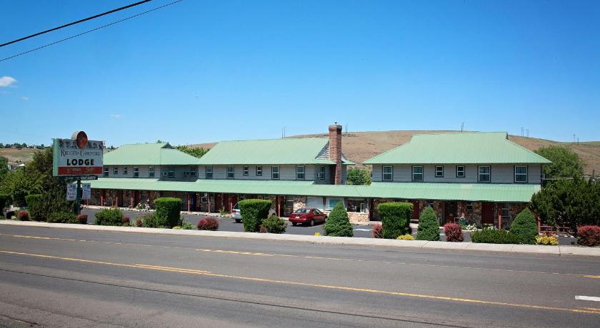 Rugged Country Lodge