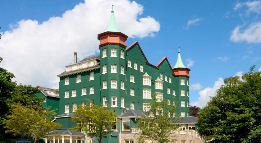 Metropole Hotel