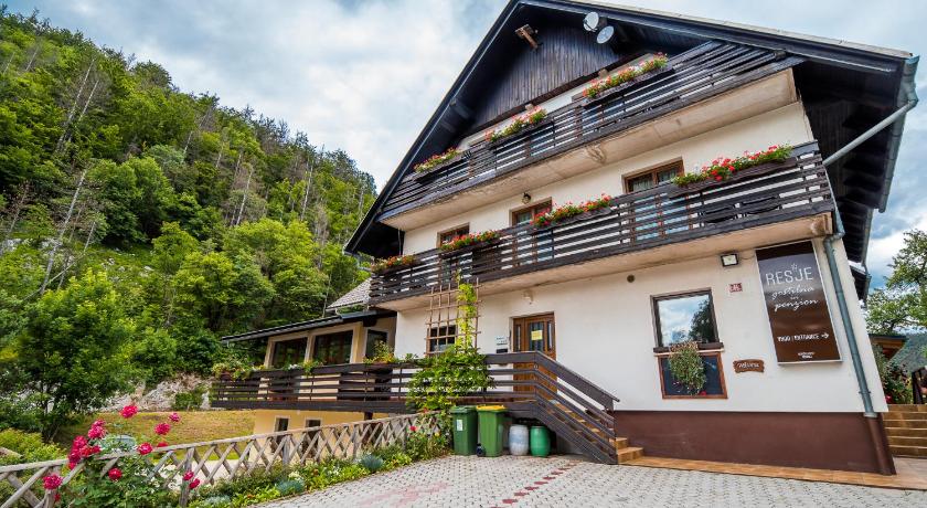 Bed & Breakfast Hisa Resje