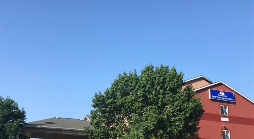 Americas Best Value Inn & Suites St. Louis, St. Charles Inn