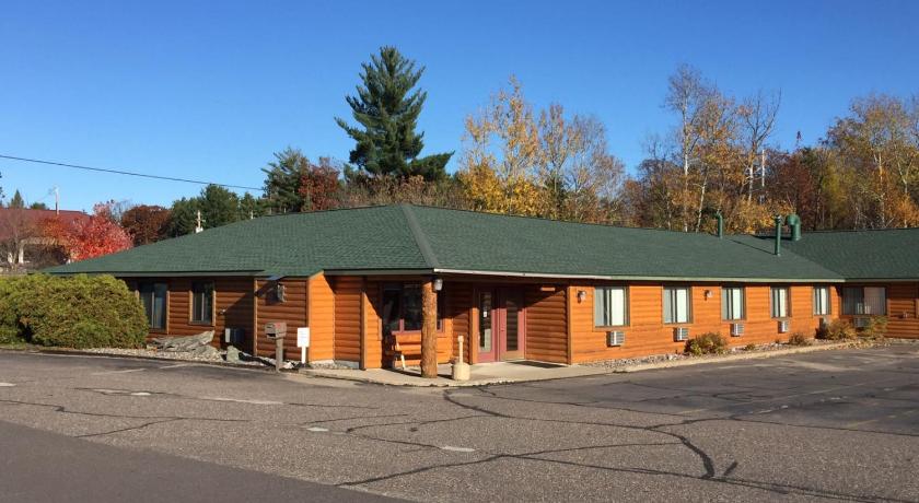 Northwoods Inn & Suites Minocqua
