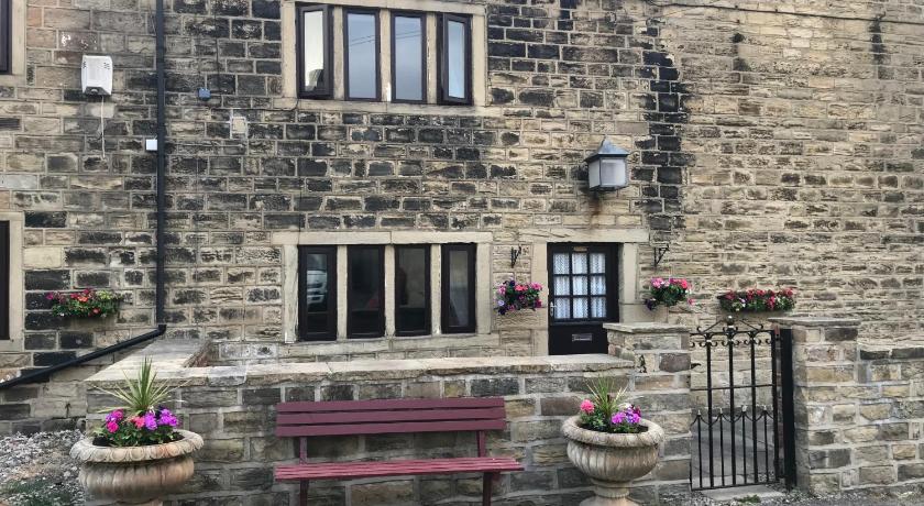 The Cottage, cosy 2 bedroom pet friendly perfect for contractors free secure parking,CCTV