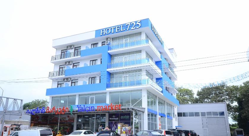 Hotel 725 B