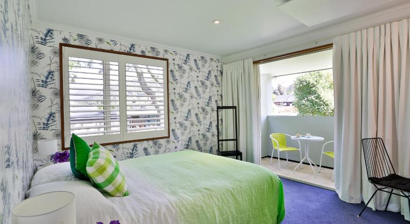 Two Stories Guest House
