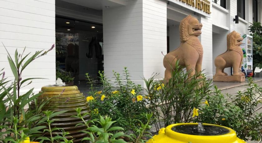 Ayothaya Hotel