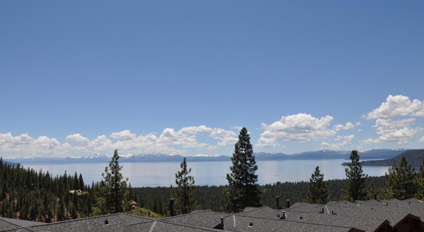 Bitterbrush - 400 Fairview Boulevard - very close to Diamond Peak and beaches - WSTR21-0086 - Tax ID