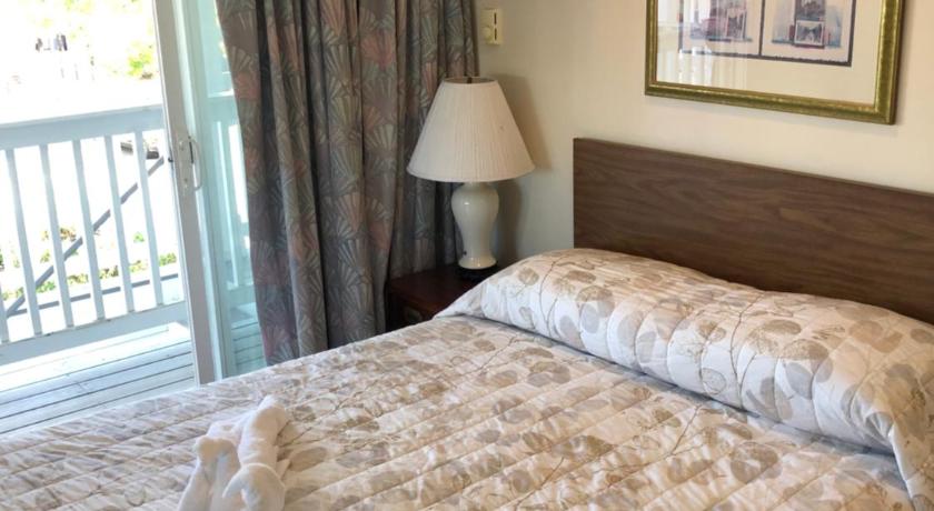 Alouette Beach Resort Economy Rooms