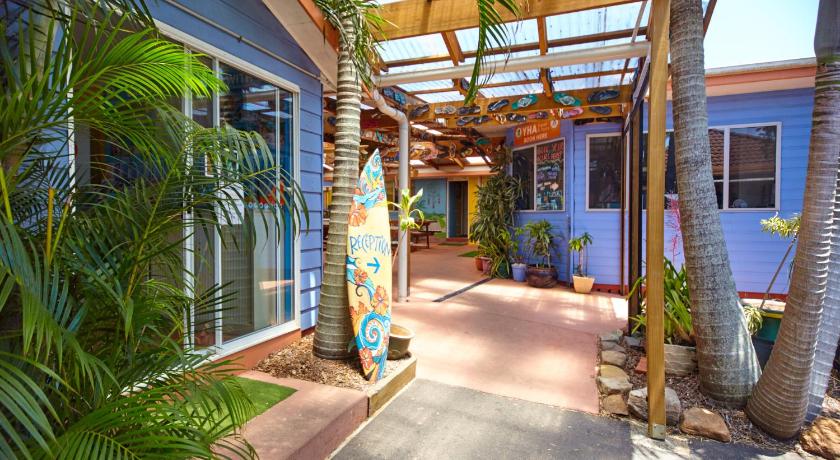 Ozzie Pozzie Backpackers