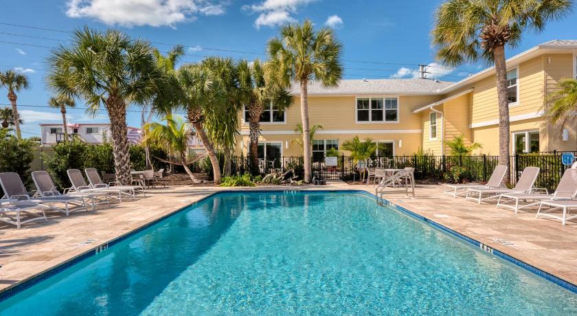 Escape Coastal Resort on Casey Key