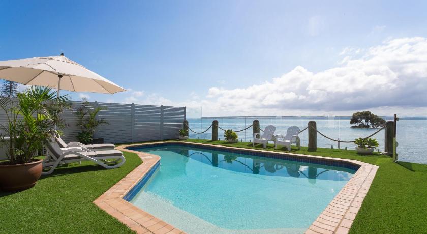 Moreton Bay Beach Lodge