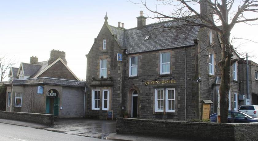 Queens hotel