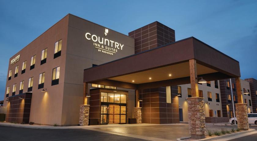 Country Inn & Suites by Radisson, Page, AZ