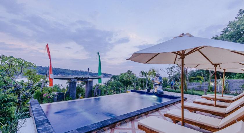 Sunday Huts Lembongan