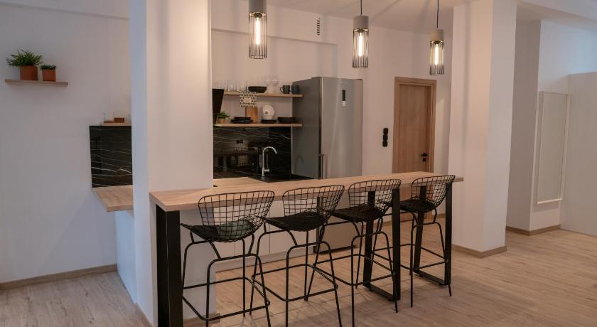 Modern 2bed 2bath Loft in Acropolis area - image 16