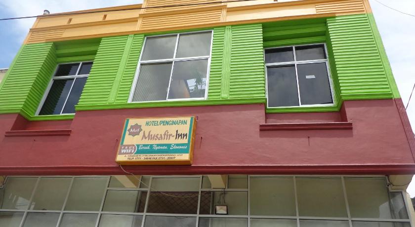 Musafir inn