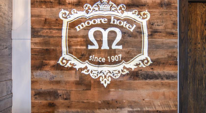 Moore Hotel