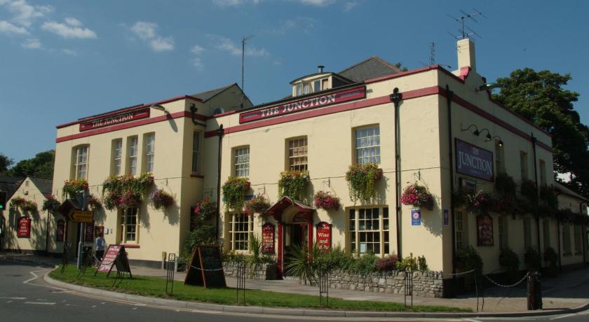 The Junction Hotel