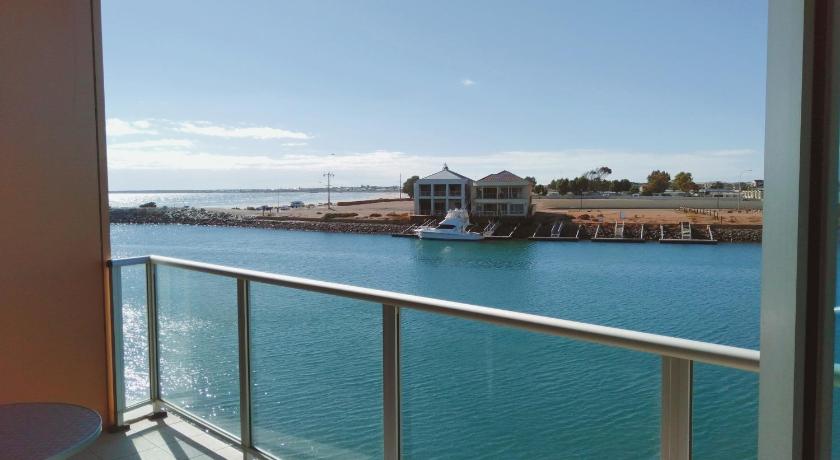 Wallaroo Marina Executive Apartments