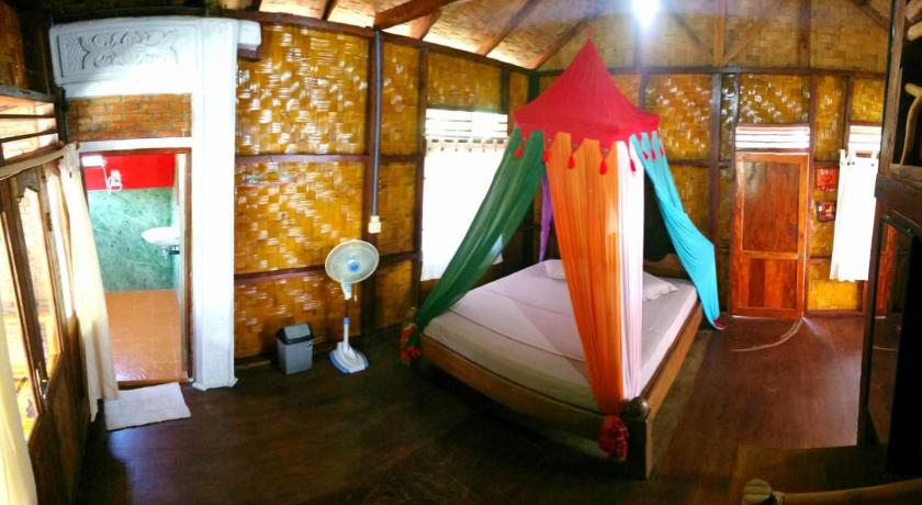 Eriono guest house Bukit lawang