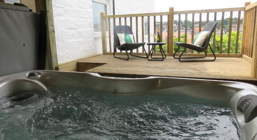 Esk Cottage - Cyanacottages