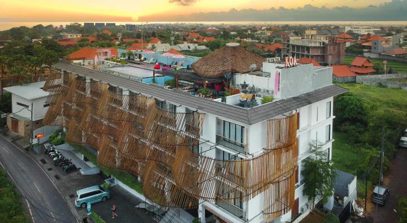 Koa D Surfer Hotel