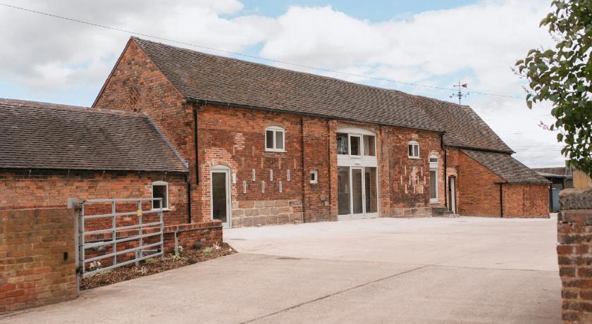 Tuppenhurst Barn