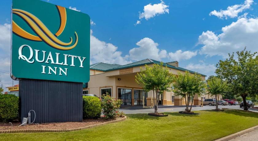 Quality Inn Auburn Campus Area I-85