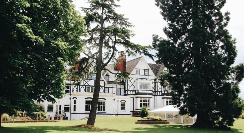 The Manor at Bickley