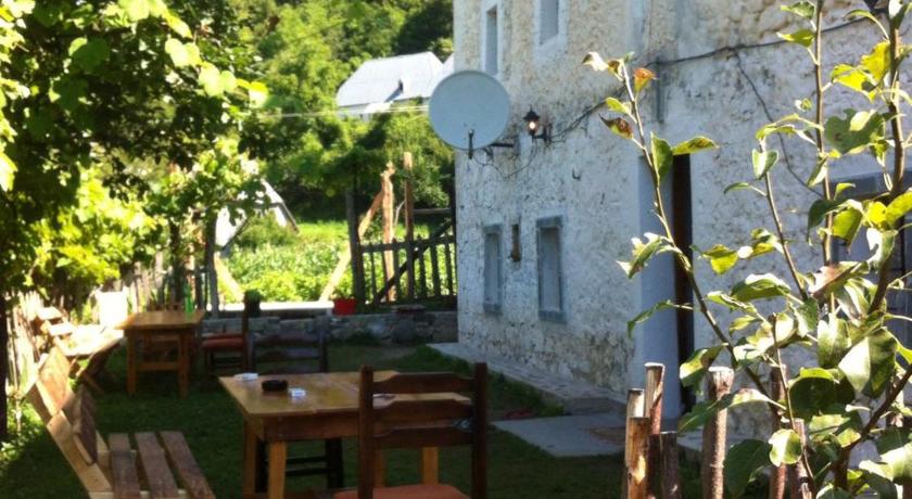 Marash Rrgalla Guesthouse