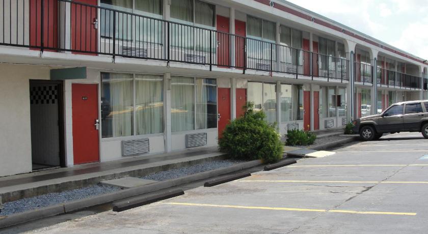 Budget Inn