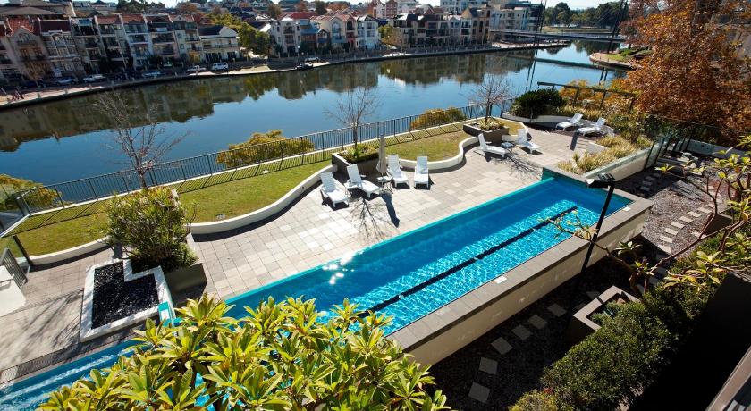 East Perth Suites Hotel